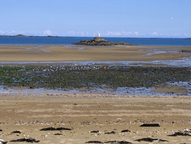 Plage du Moulin à Etables-sur-mer © BussonnierMatthias Plage du Moulin à Etables-sur-mer © BussonnierMatthias