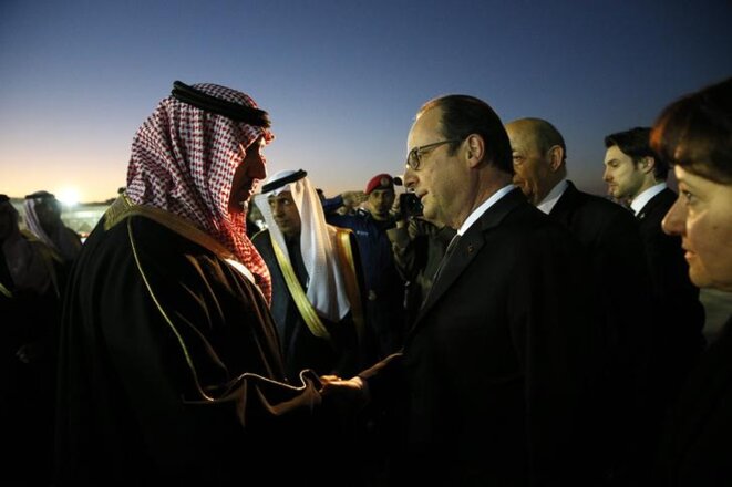 Le prince Turki ben Abdallah, alors gouverneur de la province de Riyad, accueille François Hollande pour les obsèques du roi Abdallah, le 24 janvier 2015. Turki ben Addallah a été limogé samedi 4 novembre 2017 © Reuters