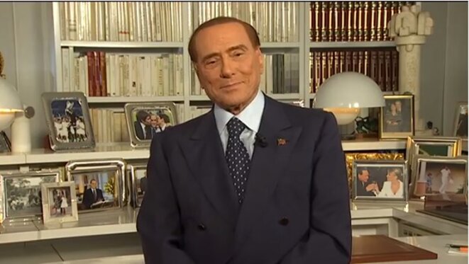 Vidéo de Silvio Berlusconi après le scrutin en Sicile Vidéo de Silvio Berlusconi après le scrutin en Sicile