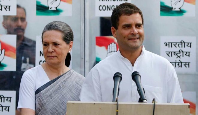 Sonia Gandhi et son fils Rahul. © Reuters
