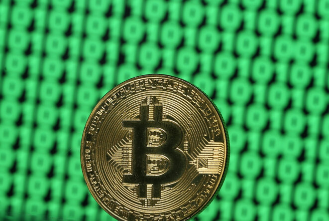 Un jeton représentant un bitcoin. © Reuters Un jeton représentant un bitcoin. © Reuters