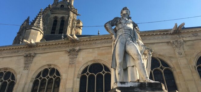 Statue du général Charles Victoire Emmanuel Leclerc à Pontoise (1869) Statue du général Charles Victoire Emmanuel Leclerc à Pontoise (1869)
