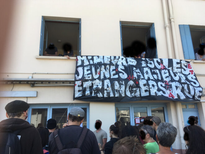 Le collectif AutonoMIE a réquisitionné le 12 octobre un hôtel désaffecté appartenant à Toulouse Métropole Le collectif AutonoMIE a réquisitionné le 12 octobre un hôtel désaffecté appartenant à Toulouse Métropole