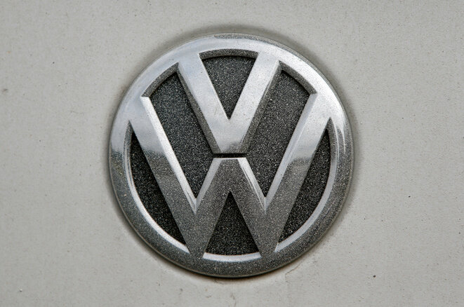 Un logo de Volkswagen en octubre de 2016. © REUTERS / Michaela Rehle