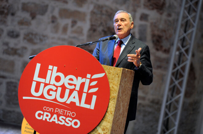 Pietro Grasso, à la tête de la coalition "Libres et égaux" le 28 janvier à Palerme (Sicile). © Guglielmo Mangiapane / Reuters. Pietro Grasso, à la tête de la coalition "Libres et égaux" le 28 janvier à Palerme (Sicile). © Guglielmo Mangiapane / Reuters.