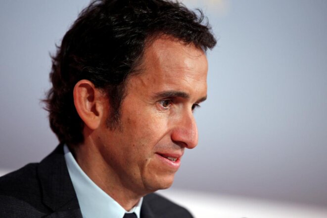 Alexandre Bompard, 45 ans, a dirigé la Fnac à partir de 2010 et a conclu le rachat de Darty en 2016. Il a quitté le groupe en juillet 2017 pour devenir le PDG de Carrefour. © Reuters Alexandre Bompard, 45 ans, a dirigé la Fnac à partir de 2010 et a conclu le rachat de Darty en 2016. Il a quitté le groupe en juillet 2017 pour devenir le PDG de Carrefour. © Reuters