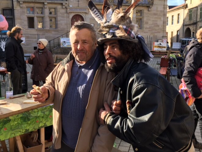 Christian Vincent et un militant anti-Cigéo, le 13 février 2018 (JL) Christian Vincent et un militant anti-Cigéo, le 13 février 2018 (JL)