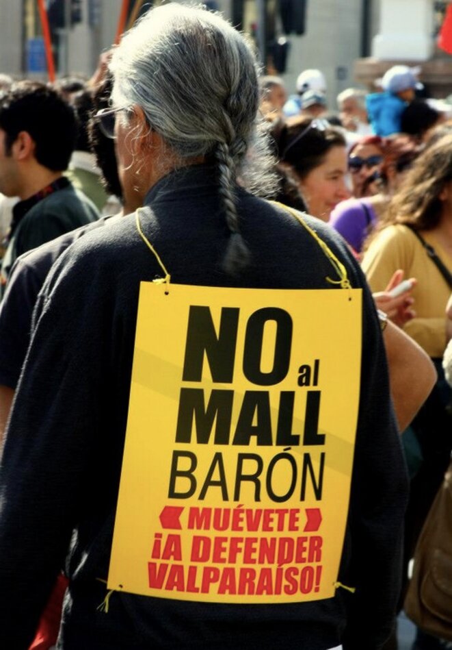 Dans une manifestation contre le projet, à Valparaíso en 2013. © DR.