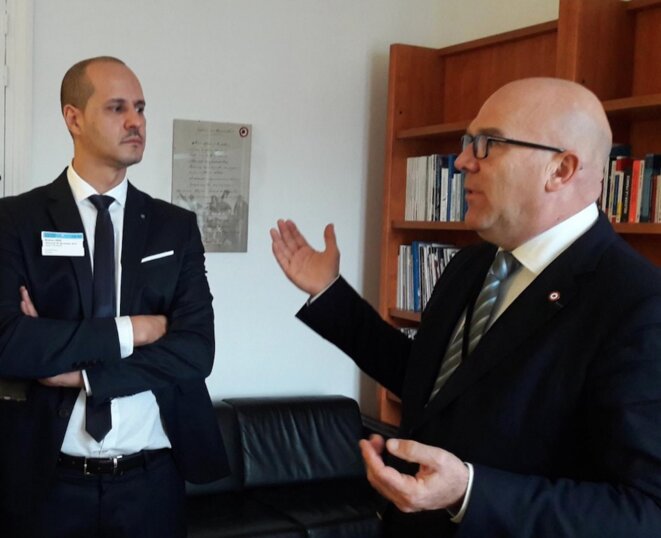 Hadj Djennas avec Bruno Bonnell en visite à l'Assemblée nationale fin décembre © Facebook Bruno Bonnell