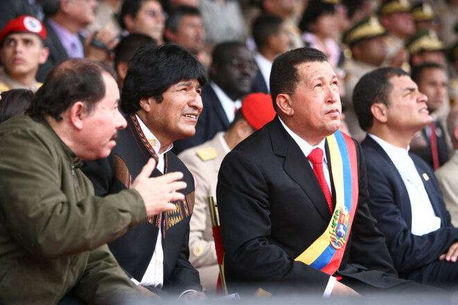 Ortega, Morales, Chavez et Correa en 2009, quatre dirigeants sud-américains qui ont prolongé leurs mandats constitutionnels Ortega, Morales, Chavez et Correa en 2009, quatre dirigeants sud-américains qui ont prolongé leurs mandats constitutionnels