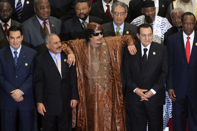 Ben Ali, Saleh, Kadhafi, Moubarak, Compaoré en 2010. Quand les peuples se révoltent : une belle brochette de présidents “à vie” renversés. Ben Ali, Saleh, Kadhafi, Moubarak, Compaoré en 2010. Quand les peuples se révoltent : une belle brochette de présidents “à vie” renversés.