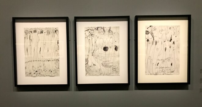 Ceija Stojka, "Femmes mises à nu à Auschwitz", encre sur papier, 2003, Galerie Kai Dikhas, Berlin © Ceija Stojka Ceija Stojka, "Femmes mises à nu à Auschwitz", encre sur papier, 2003, Galerie Kai Dikhas, Berlin © Ceija Stojka