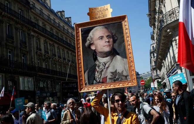 macron-restauration