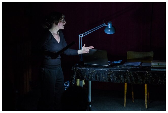 Cie Sans la nommer, "Maothologie", écriture, mise en scène et jeu: Fanny Gayard, 2017 © Matthieu Edet Cie Sans la nommer, "Maothologie", écriture, mise en scène et jeu: Fanny Gayard, 2017 © Matthieu Edet