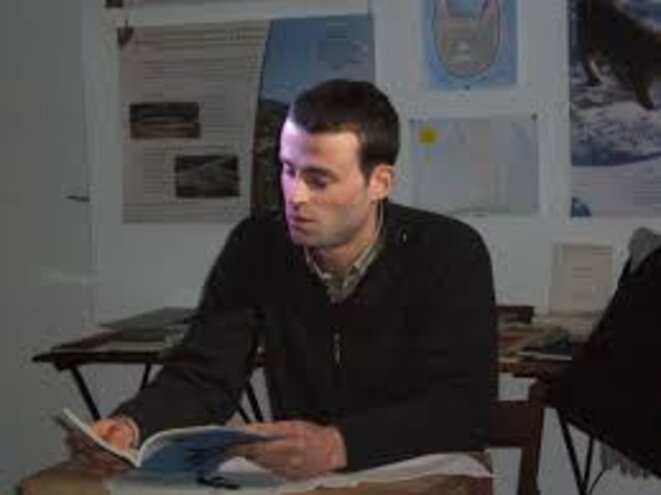 Yann Miralles © Éditions Unes Yann Miralles © Éditions Unes