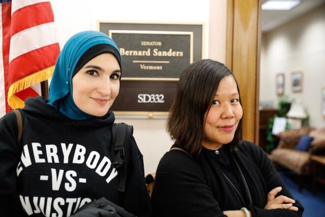 Linda Sarsour (g.), porte-parole nationale de la Women's March, et Winnie Wong (d.), «révolutionnaire américaine». © DR Linda Sarsour (g.), porte-parole nationale de la Women's March, et Winnie Wong (d.), «révolutionnaire américaine». © DR