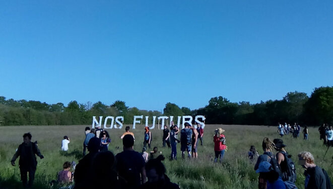 NOS FUTURS © Pierre A. NOS FUTURS © Pierre A.