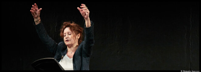 L’art de recevoir, cynique et désopilante mise en bouche par Raphaëline Goupilleau