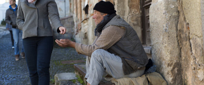 Suède: Une ville invente le "permis de mendier".