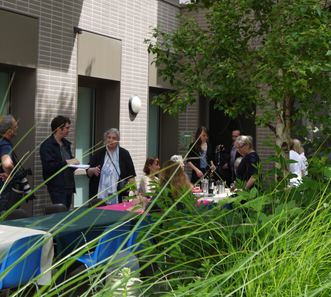 La maison s’ouvre tous les deuxièmes vendredis du mois pour un repas partagé ouvert à toutes et à tous. © fair La maison s’ouvre tous les deuxièmes vendredis du mois pour un repas partagé ouvert à toutes et à tous. © fair