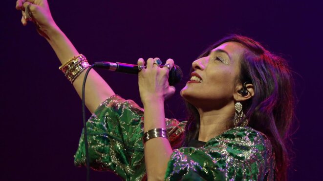 http://www.nordeclair.fr/12732/article/2016-11-19/hindi-zahra-ballade-soul-entre-l-orient-et-l-occident-au-theatre-raymond-devo?bot=1 http://www.nordeclair.fr/12732/article/2016-11-19/hindi-zahra-ballade-soul-entre-l-orient-et-l-occident-au-theatre-raymond-devo?bot=1