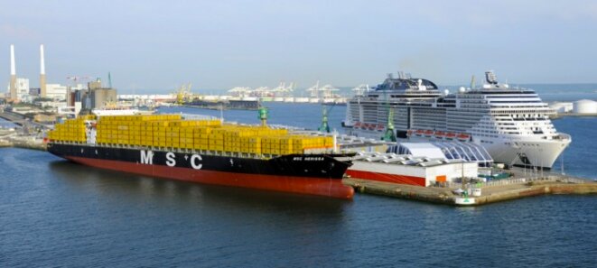 Première arrivée du paquebot géant « MSC Meraviglia » au port du Havre en 2017. © Haropa/ port du havre Première arrivée du paquebot géant « MSC Meraviglia » au port du Havre en 2017. © Haropa/ port du havre
