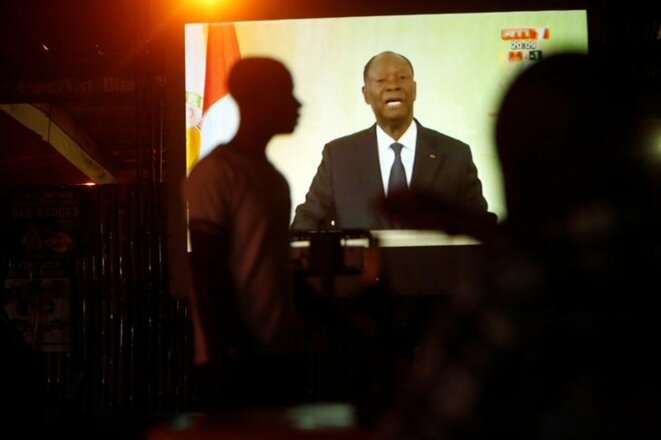 Lundi 6 août à Abidjan, Ouattara prononce un discours télévisé. © Reuters Lundi 6 août à Abidjan, Ouattara prononce un discours télévisé. © Reuters