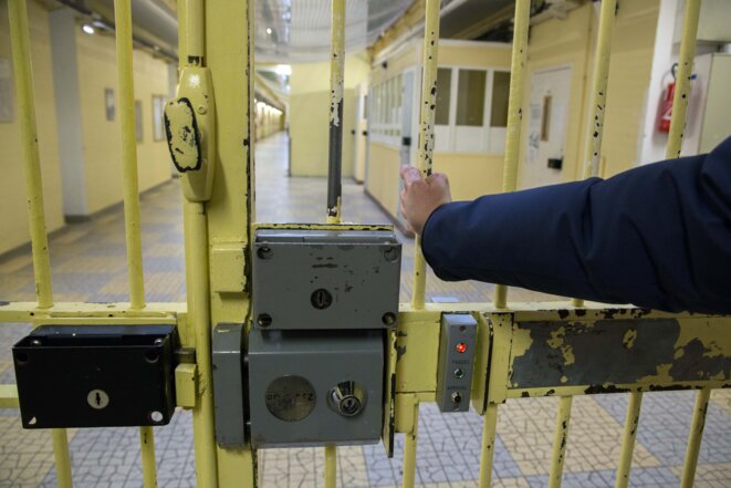 Une journée en prison : le contrôle et le vide