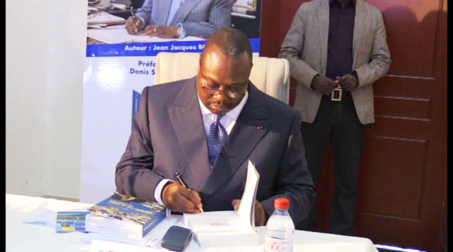 Discours sur un Congo en chantier » de Jean Jacques BOUYA, sur le marché du livre