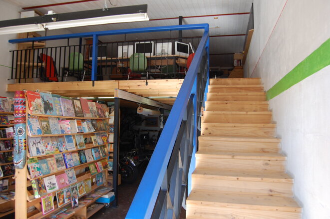 Escalier social contre bulldozers