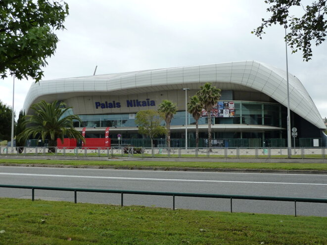 Nice : Estrosi récupère l’Acropolis et le Nikaïa-Johnny Halliday.