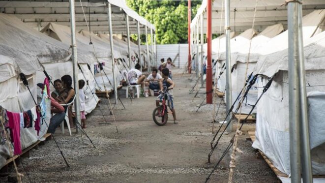 201809amer-brazil-venezuelans