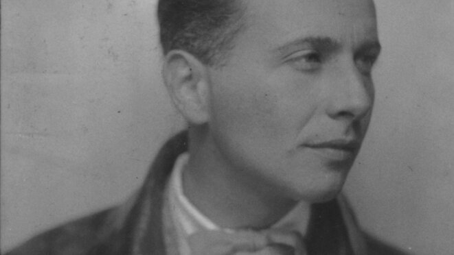 Louis Aragon. Louis Aragon.