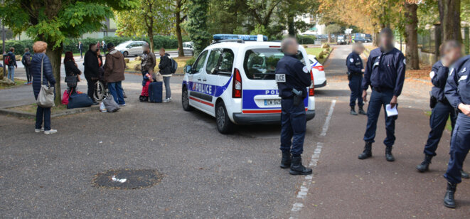 policiers-et-sans-abri