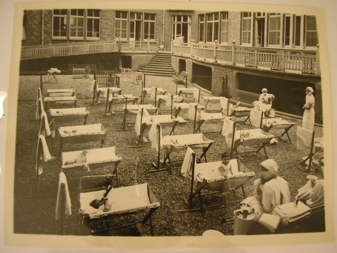 Photo de l’École nationale de protection judiciaire de la jeunesse (ENPJJ) datant de 1952. © Ministère de la justice Photo de l’École nationale de protection judiciaire de la jeunesse (ENPJJ) datant de 1952. © Ministère de la justice