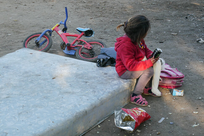 Bien des bénévoles ont tant aidé ces enfants à vivre des moments d'enfance heureuse, l'espace d'un instant. © Georges Bien des bénévoles ont tant aidé ces enfants à vivre des moments d'enfance heureuse, l'espace d'un instant. © Georges