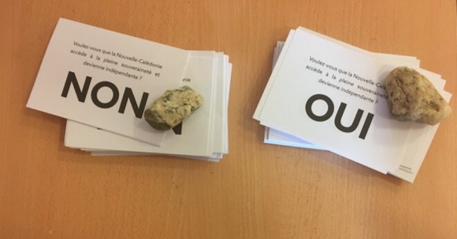 Dans un bureau de vote de Koné Dans un bureau de vote de Koné