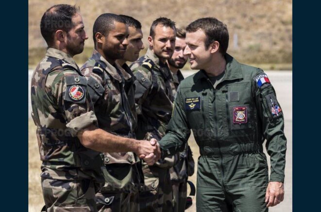 le-president-a-repete-hier-que-la-nation-devait-beaucoup-aux-militaires-a-droite-le-general-francois-lecointre-photos-afp-1500597466