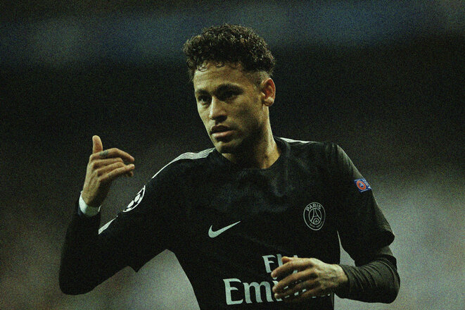 Neymar con la camiseta del PSG. © Reuters