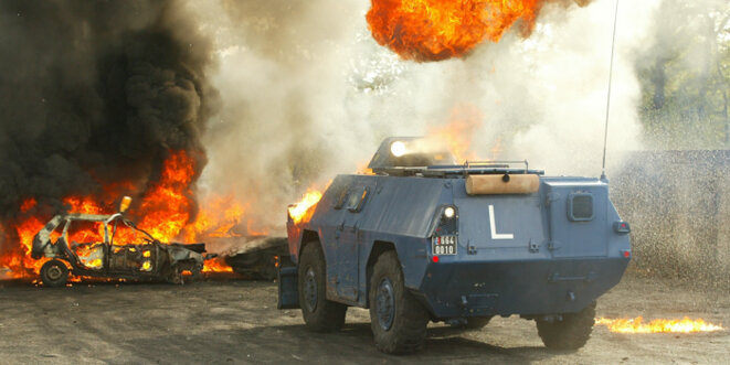 guerre-au-peuple-3