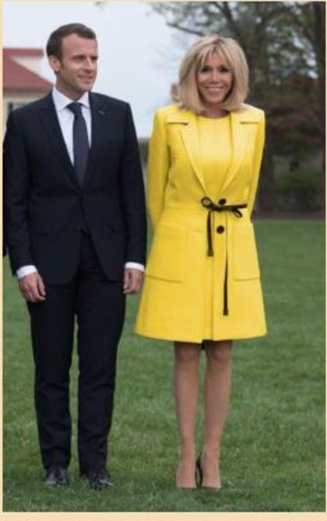 les-macron-en-jaune