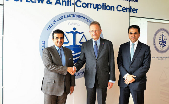 Ali Bin Fetais Al Marri (à gauche) avec le Sous-Secrétaire général des Nations Unies, Michael Møller Ali Bin Fetais Al Marri (à gauche) avec le Sous-Secrétaire général des Nations Unies, Michael Møller