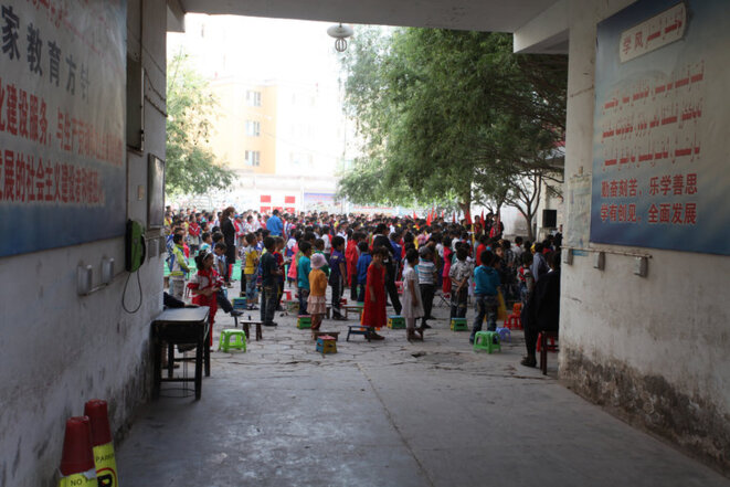 Dans une école à Kachgar © rcmar/Flickr Dans une école à Kachgar © rcmar/Flickr