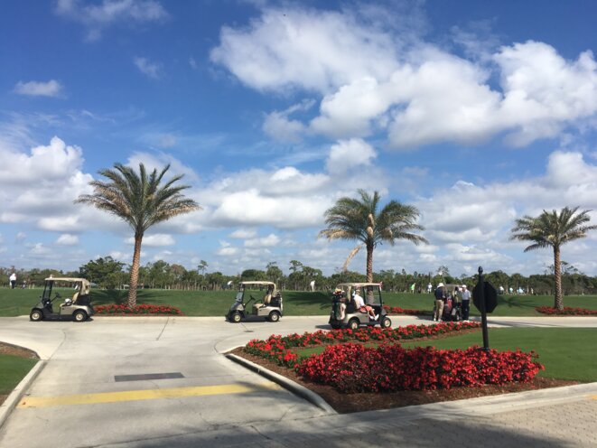 Club privé pour golfeurs à Naples, Floride. © Mathieu Magnaudeix Club privé pour golfeurs à Naples, Floride. © Mathieu Magnaudeix