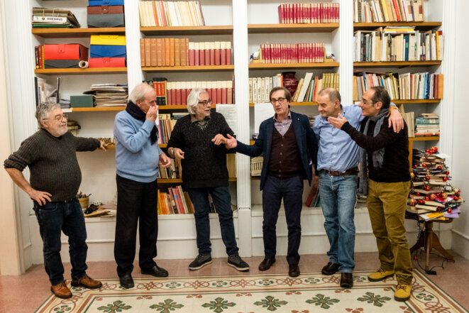 Les six membres de Noi uomini, lors d'une réunion du lundi à Palerme © Max Hirzel Les six membres de Noi uomini, lors d'une réunion du lundi à Palerme © Max Hirzel