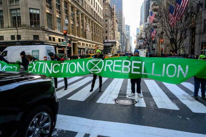 26 janvier. Action de « XR » à Manhattan. © Extinction Rebellion NYC/Ken Schles 26 janvier. Action de « XR » à Manhattan. © Extinction Rebellion NYC/Ken Schles