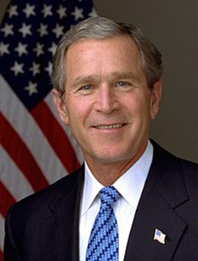 George W. Bush en 2003. George W. Bush en 2003.