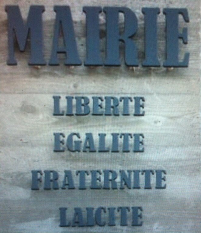 Mairie carré © CD Mairie carré © CD