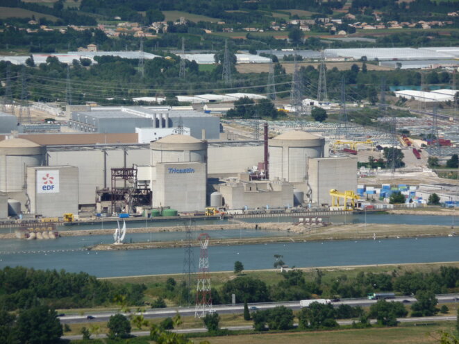 Centrale nucléaire du Tricastin (CRIIRAD) © CRIIRAD Centrale nucléaire du Tricastin (CRIIRAD) © CRIIRAD
