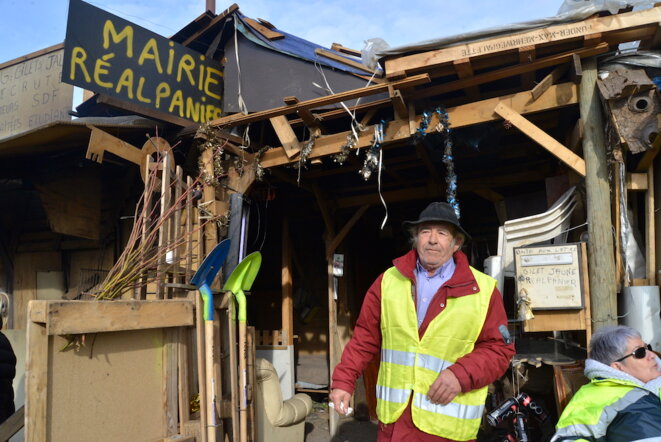 Tony au rond-point de Réalpanier, à Avignon, le 7 février 2019. © LF Tony au rond-point de Réalpanier, à Avignon, le 7 février 2019. © LF